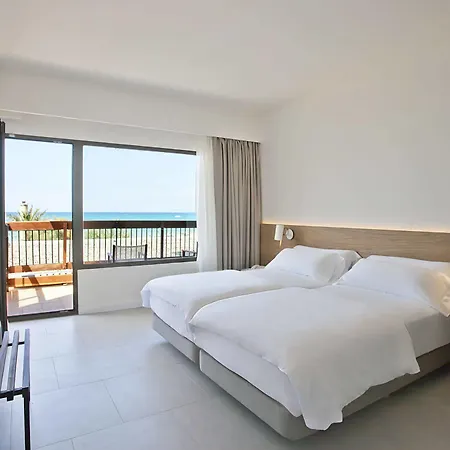 Hotel Aya 4*