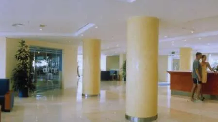 Hotel Aya